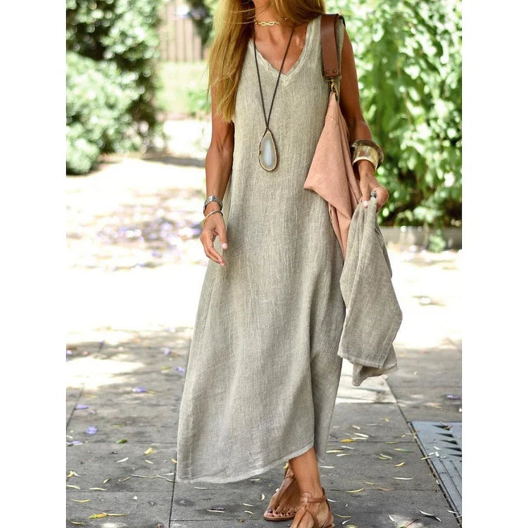 M&H | V-Neck Maxi Dress