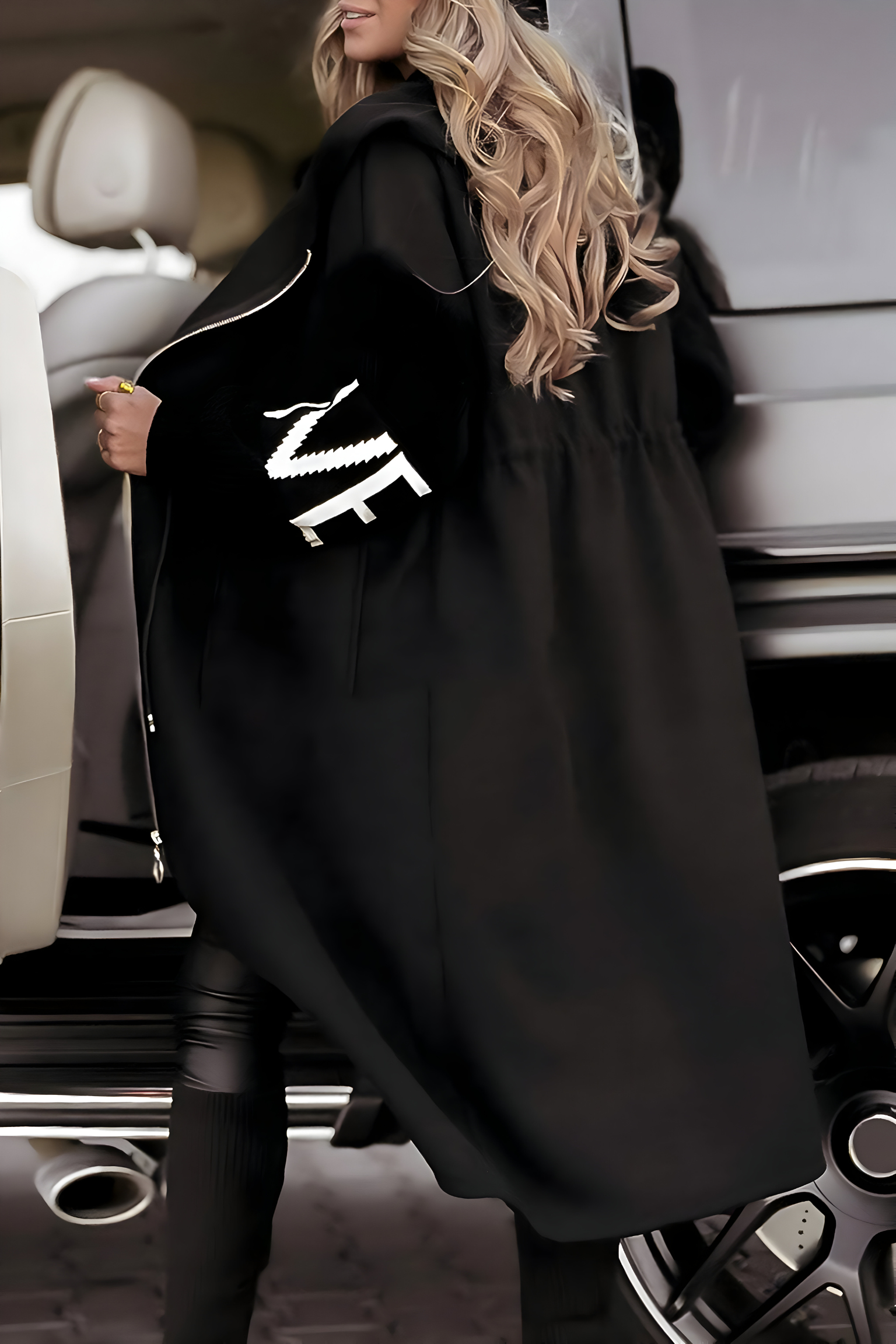 Elmont | Long Hooded Windbreaker