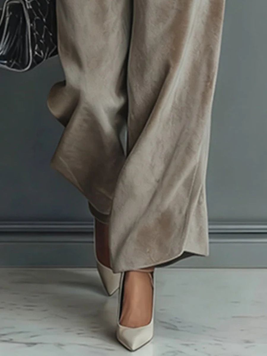 Elmont | Women's Velvet Turtleneck Two-Piece Set - Taupe
