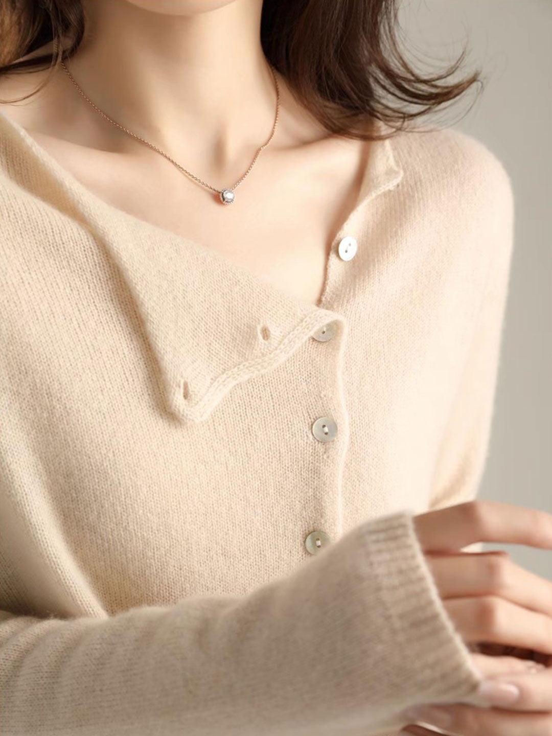 Sarah | V-Neck Button-Front Cardigan