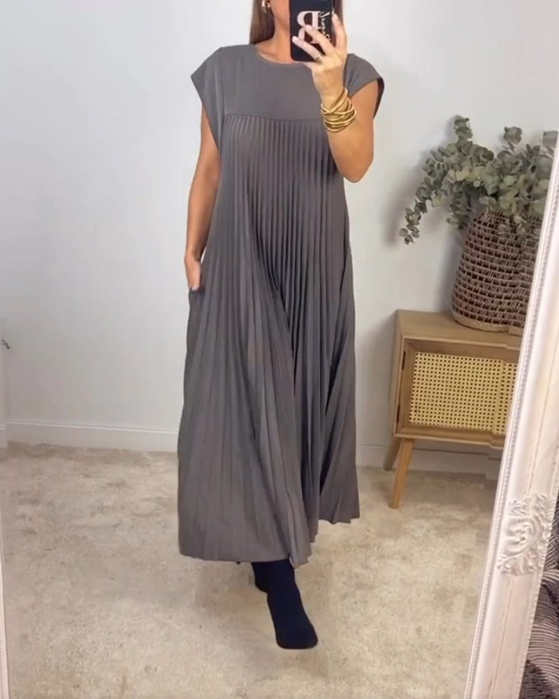 M&H | Pleated Maxi Dress