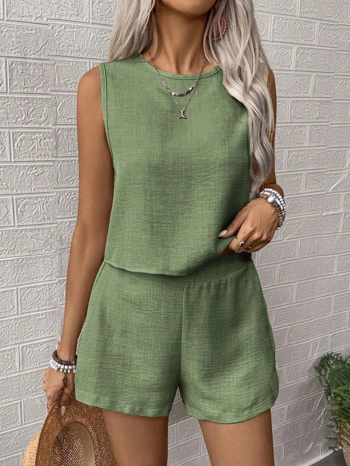 M&H | Sleeveless Top & Loose Shorts Set
