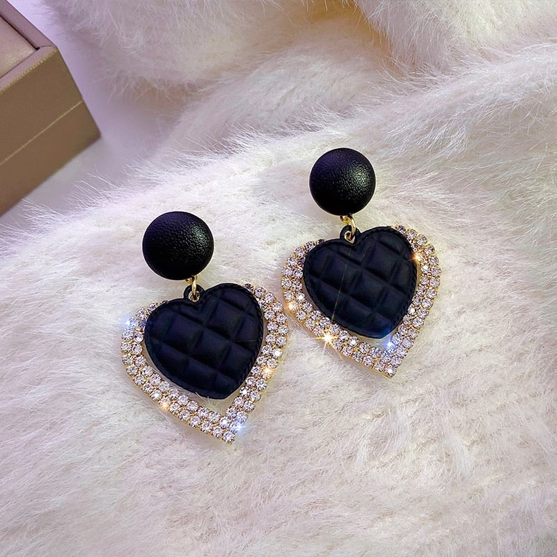 Elmont | Black Heart Earrings