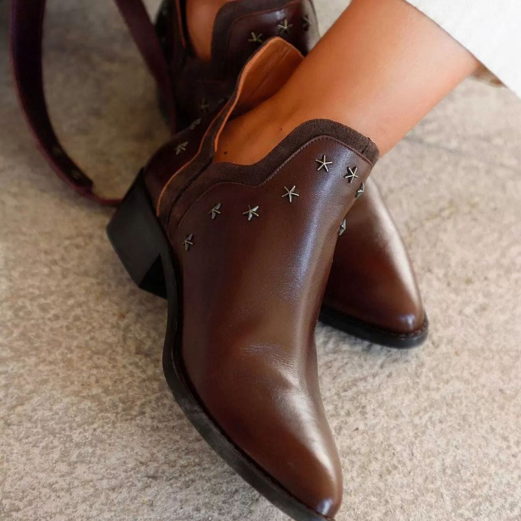 Elmont | Studded Western Boots