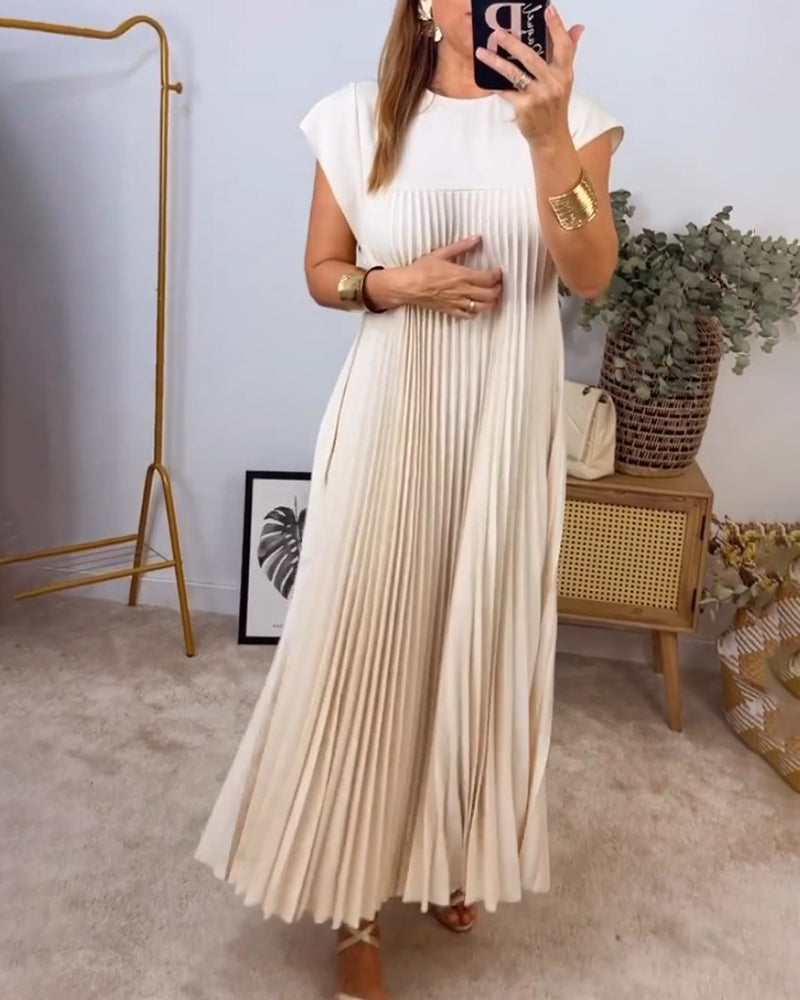 M&H | Pleated Maxi Dress