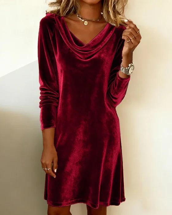 Elmont | Loose-Fit Velvet Cowl-Neck Dress