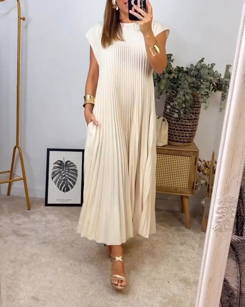 M&H | Pleated Maxi Dress