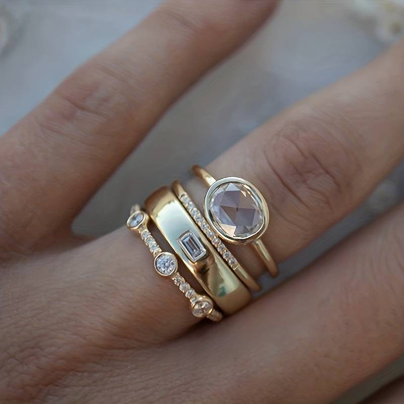 Elmont | Gold & Zirconia Ring Set