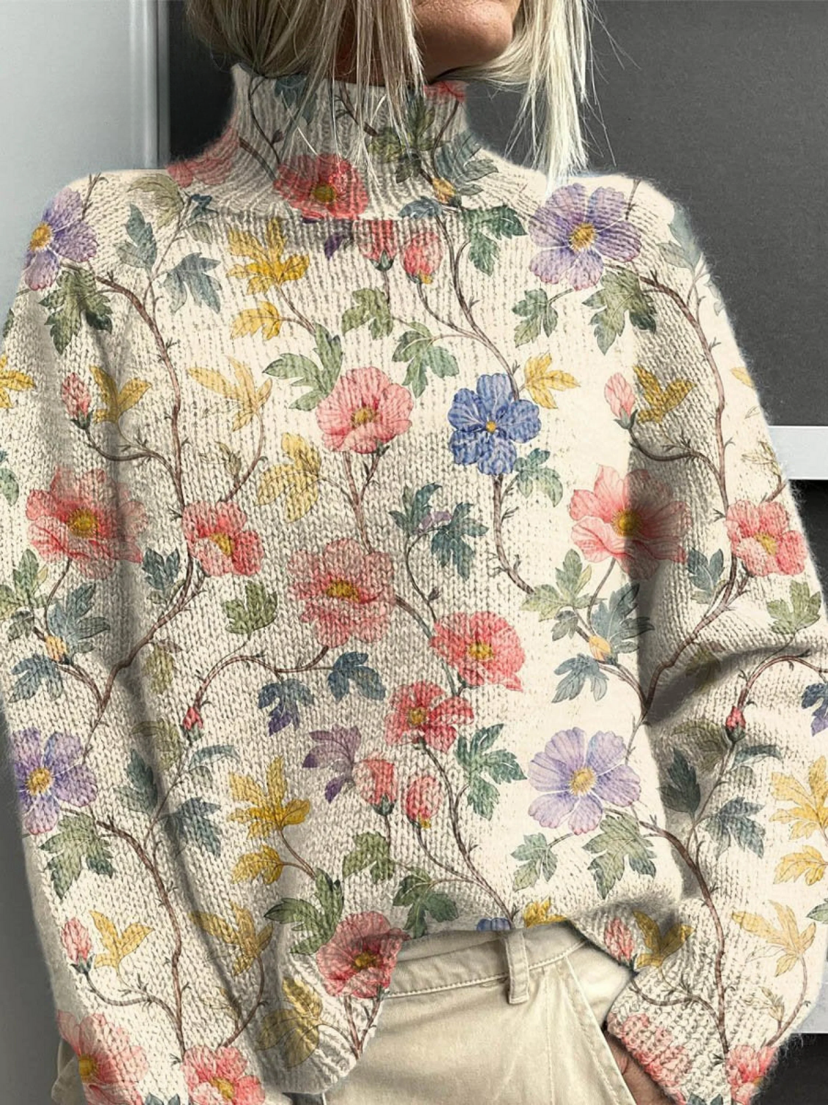 Elmont | Floral Turtleneck Sweater