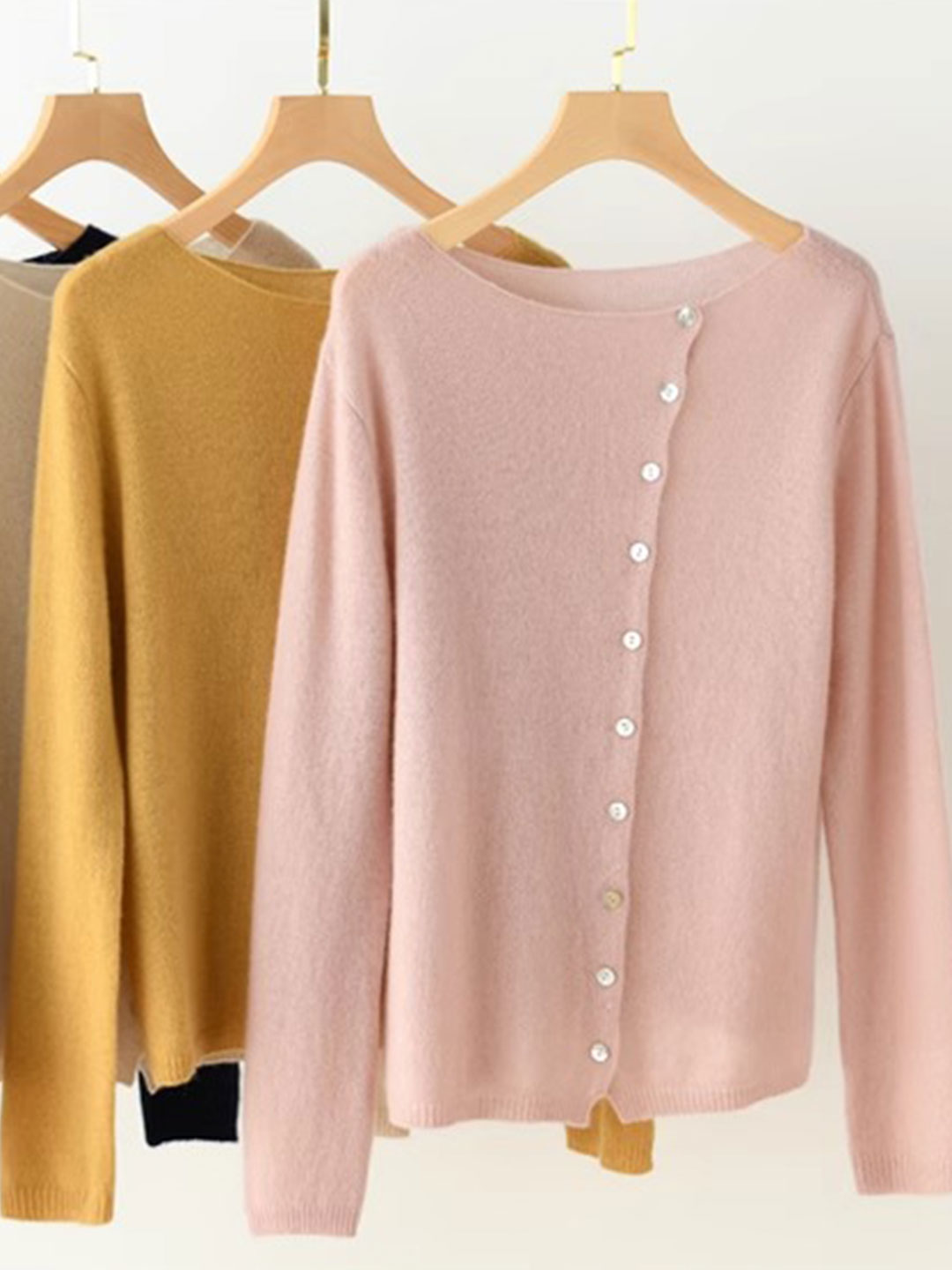 Sarah | V-Neck Button-Front Cardigan