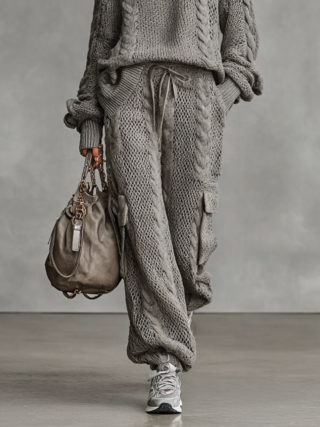 Elmont | Women's Cable Knit Turtleneck Sweater & Cargo Pants Set