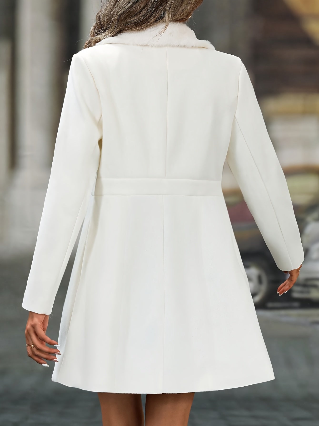 Elmont | Two-Tone Spliced-Collar Coat