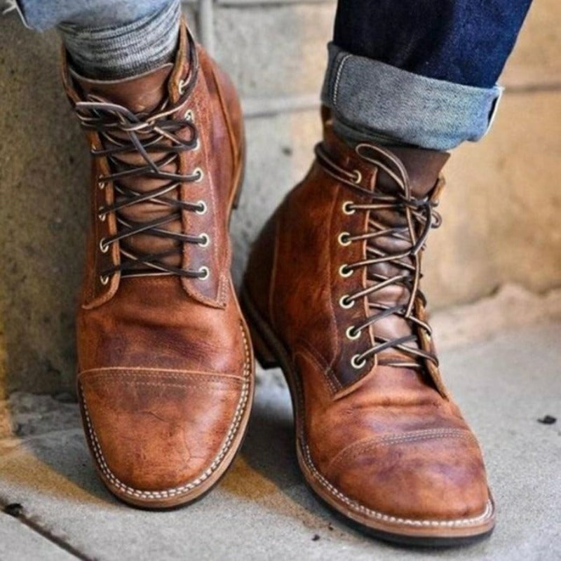 Elmont | Classic Leather Boots