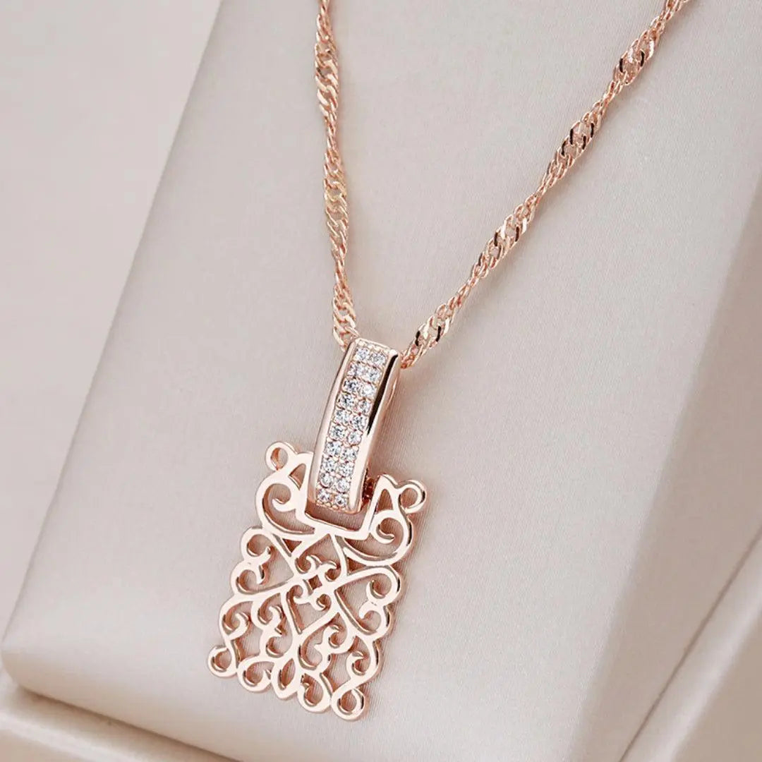 Elmont | Gold Mandala Pendant Necklace