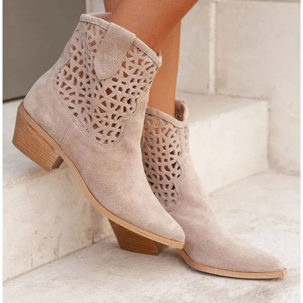 Elmont | Perforated Ankle Boots