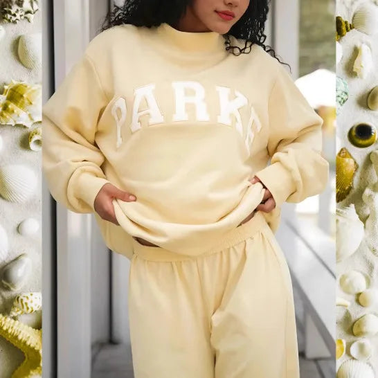 Sarah | Oversized Graphic Sweater