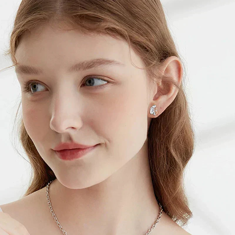 Elmont | Girl Hugging Cat Earrings