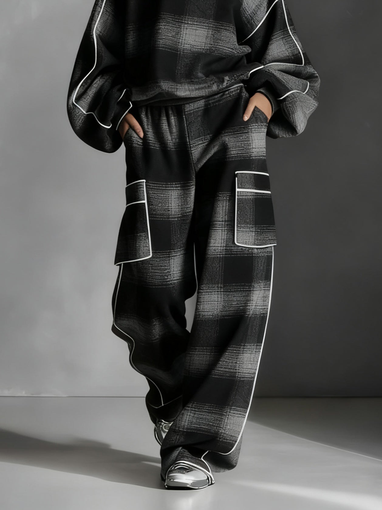 Elmont | Grey and Black Plaid Colour-Blocked Sweatshirt & Pants Set