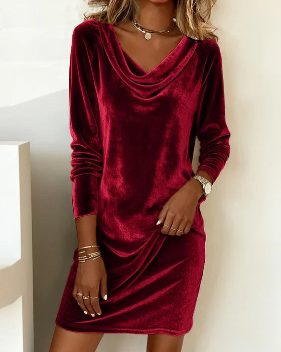 Elmont | Loose-Fit Velvet Cowl-Neck Dress