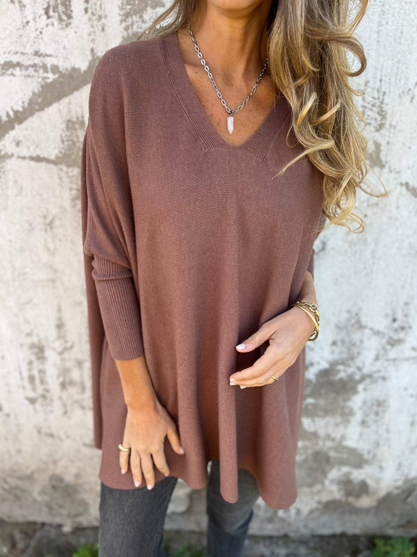 Elmont | V-Neck Sweater