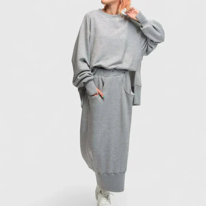 M&H | Two-Piece Set with Side-Slit Sweatshirt