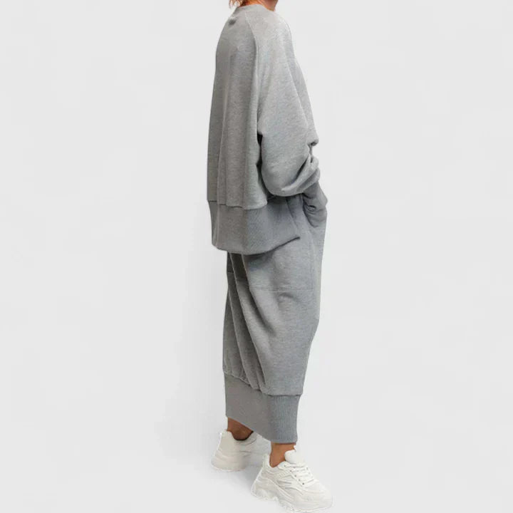 M&H | Two-Piece Set with Side-Slit Sweatshirt